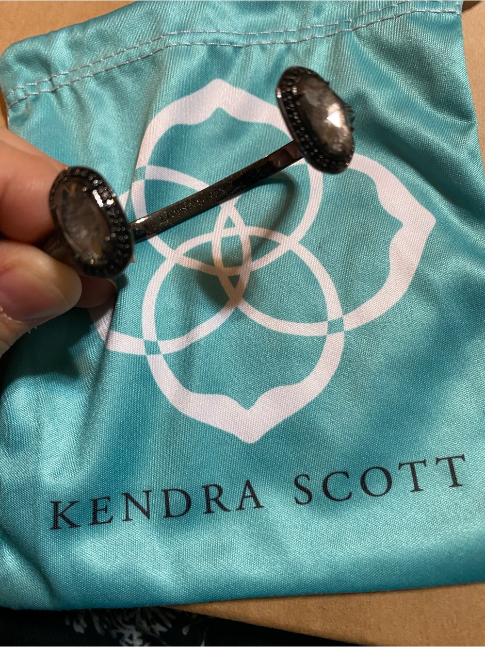 Kendra Scott Elton pinch cuff bracelet in gunmetal silver with gray stone